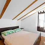 1 Bedroom Pet Friendly In Apartment Brodarica (Sibenik-Knin)
