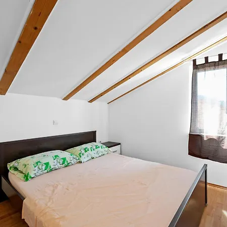 1 Bedroom Amazing In Apartment Brodarica (Sibenik-Knin)