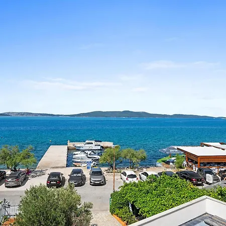 Apartment 1 Bedroom Amazing In Brodarica (Sibenik-Knin)